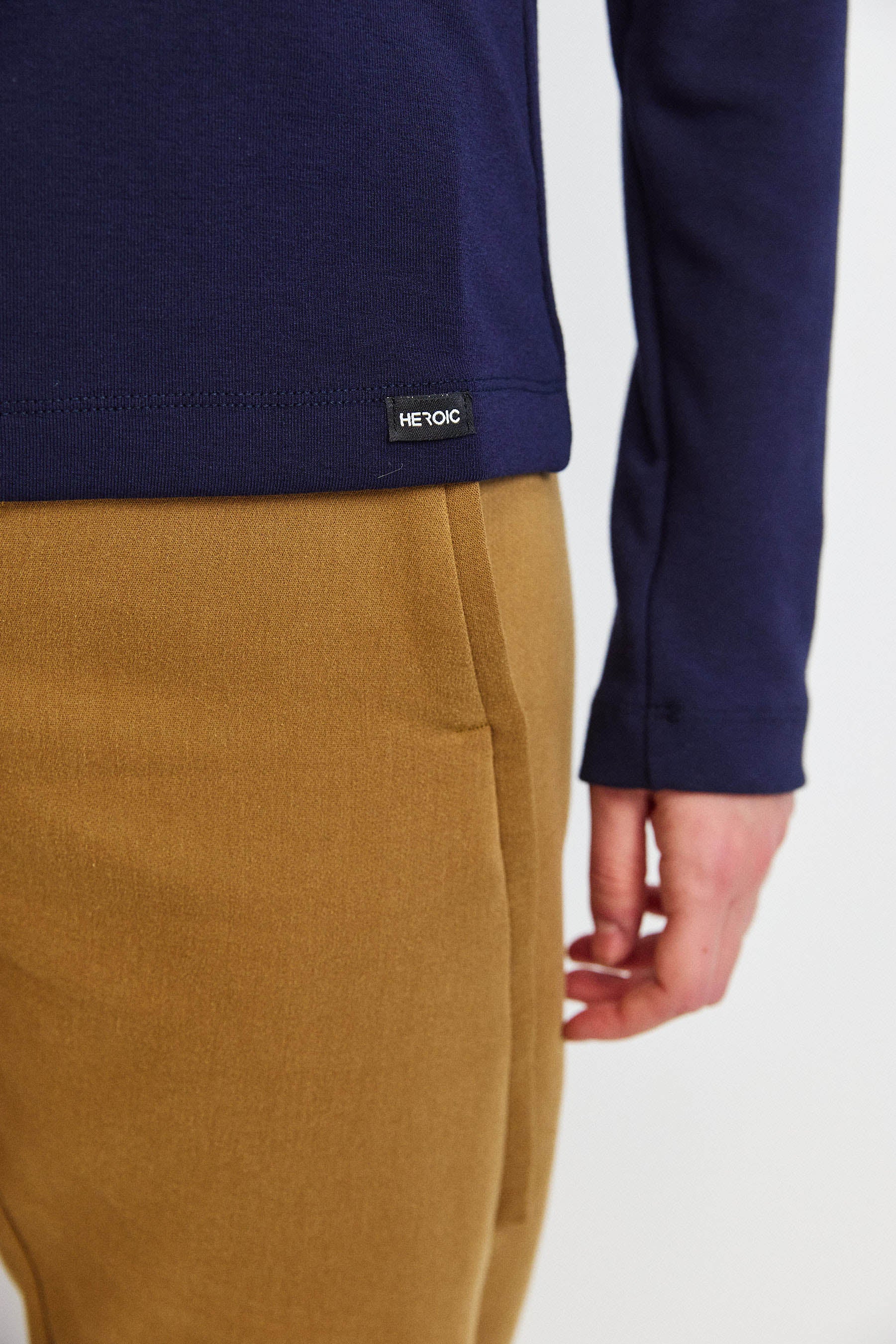 גולף ברונו סריג נייבי