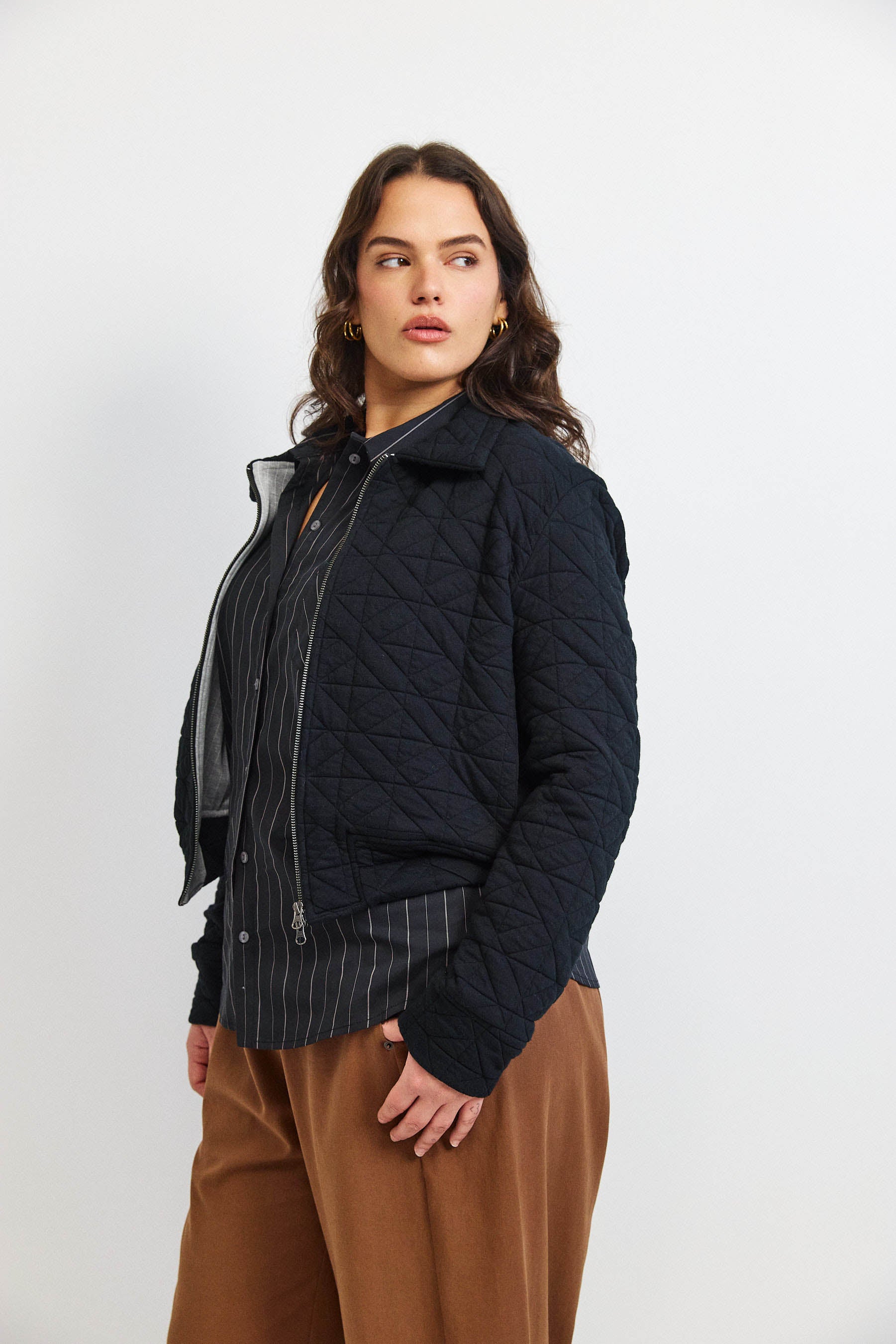 ג'קט קנדי קצר שחור